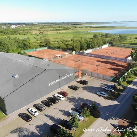 Komandandi Apartments Kuressaare Bagian luar foto